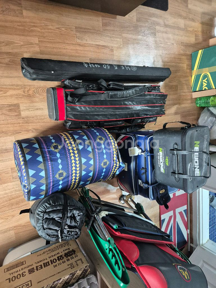 낚시대풀세트+각종장비+소품,급매--8