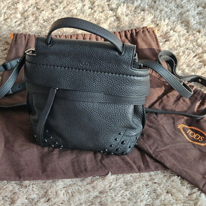 TODS 토즈 웨이브 백팩 XBWAMRGD201 MCA B9999