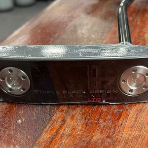 미사용새상품) 스카티카메론 B3 트리플블랙 리미티드 카탈리나 34인치