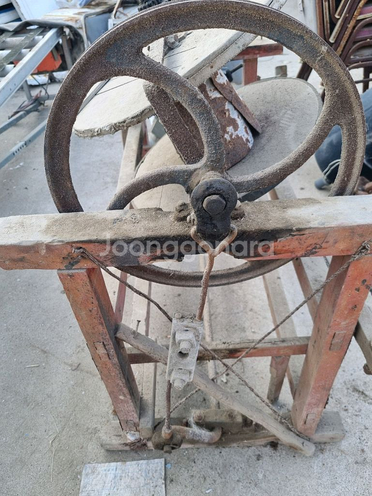 제승기, 새끼 꼬는 기계, 작동 잘되는지 모름,평택 직거래 택배불가--1