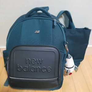 뉴발란스키즈 책가방