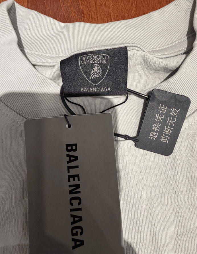 [발렌;시아가] 새상품 / 긴팔티 / 약 105 사이즈--2