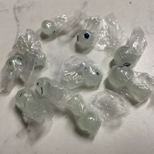 (새상품) 야광 미니어쳐 캐릭터 장식 1개 500원 팔아요 #화분 #테라리움 이미지