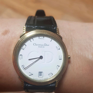 정품 크리스챤 디올 시계 택포