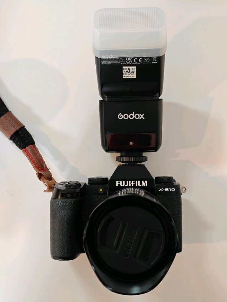 후지필름 x-s10 / viltrox 27.4 / 56.4 / 고독스 플래쉬 이미지