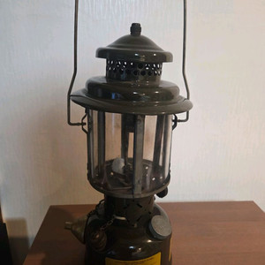 콜맨 미군 랜턴 1977년 제품 캠핑용 빈티지