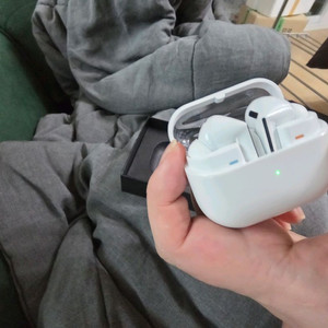 갤럭시 버즈3 프로 무선 이어폰 이미지