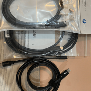 caldigit 칼디짓 썬더볼트 4 케이블 [2m 미개봉1 + 2m 중고1 + 0.8m 중고1] 이미지