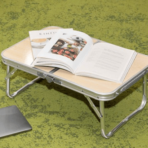 캠핑용 접이식 테이블 판매 합니다.