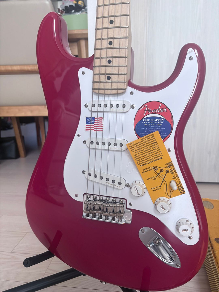펜더 일렉기타 에릭클랩튼 스트라토케스터(Fender Eric Clapton Stratocaster) 이미지
