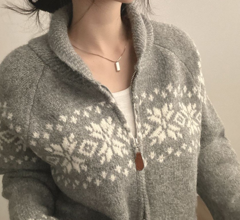 [새제품] 노르딕 눈꽃 집업 니트 여성의류 이미지