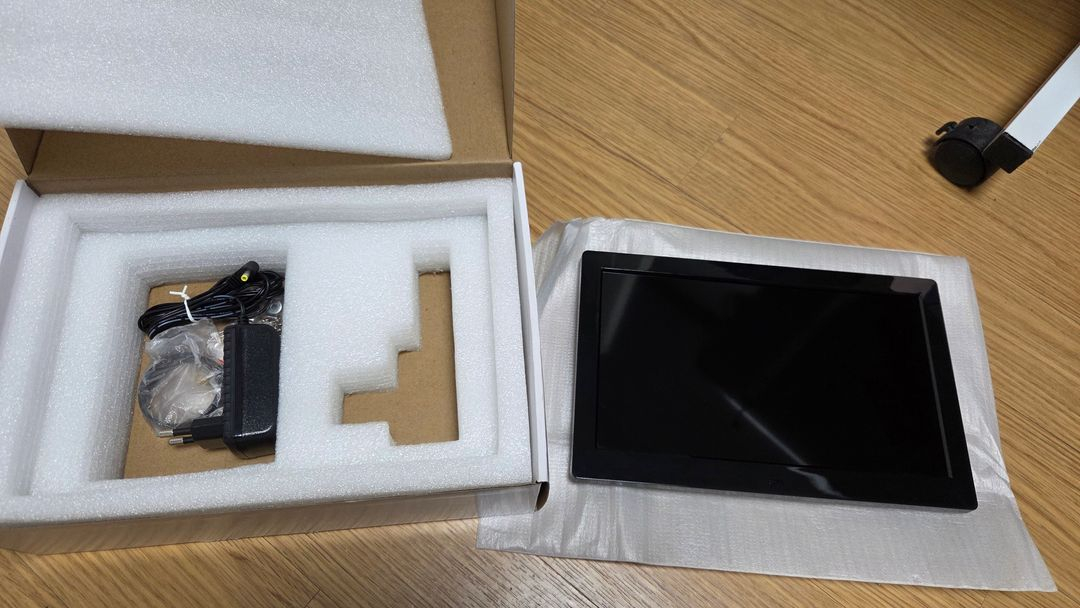 카멜 10인치 액자 모니터 판매--1