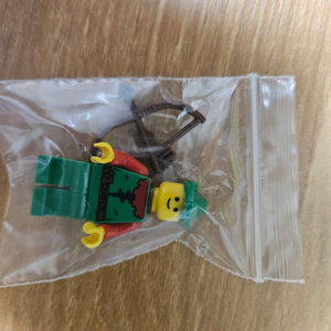 레고 정품 포레스트 피규어 판매합니다