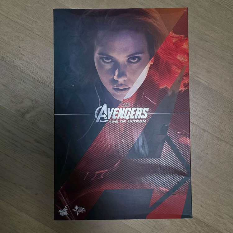 핫토이 AOU라인 8체 일괄 판매합니다. (울트론 마크1, 블랙위도우, 호크아이, 비전 등 AOU라인)--2