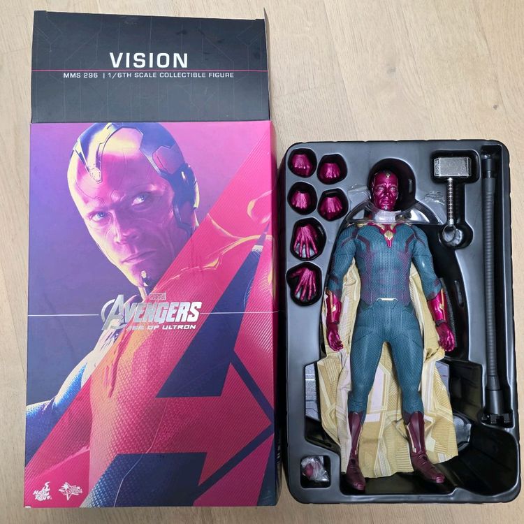 핫토이 AOU라인 8체 일괄 판매합니다. (울트론 마크1, 블랙위도우, 호크아이, 비전 등 AOU라인)--7