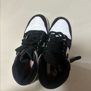 조던1 레트로하이 블리치드코랄 245 이미지