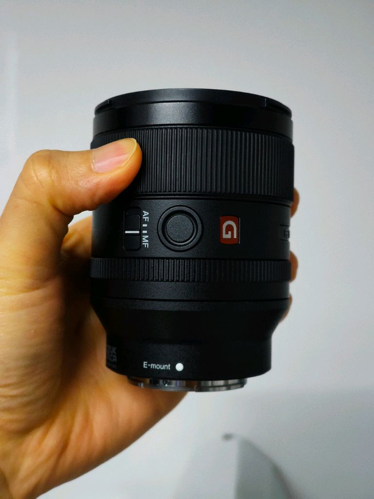 소니 35mm f1.4 gm 단렌즈 팝니다--1