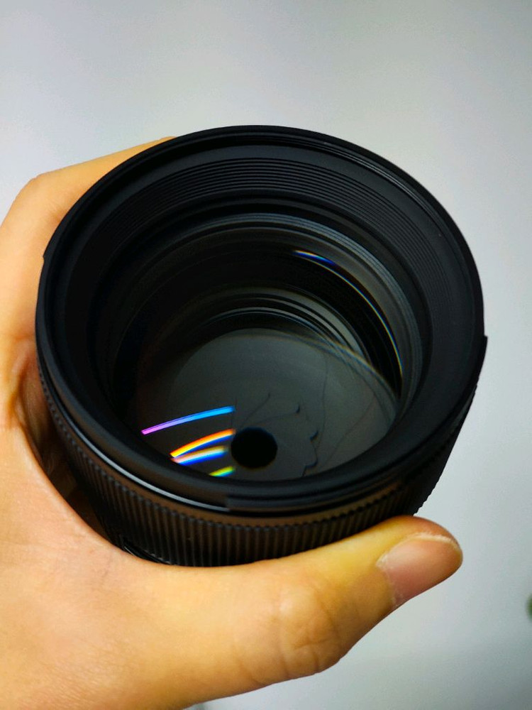 시그마 85mm f1.4 단렌즈 소니마운트 팝니다--2