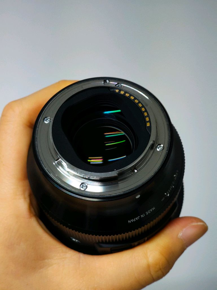 시그마 85mm f1.4 단렌즈 소니마운트 팝니다--3