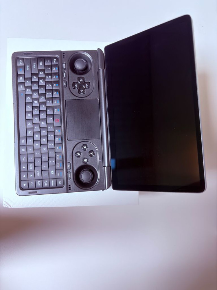 GPD WIN Mini 7640U 16GB/512GB +1tb외장 한방팩--2