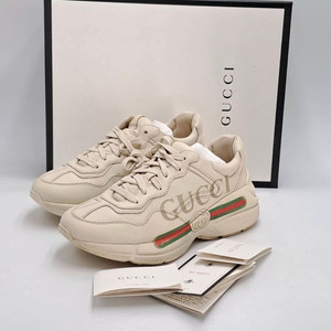 구찌 롸이톤 레더 스니커 띠 로고 500877-DRW00-9522