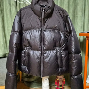 뉴발란스 우먼 액티브 숏 다운 브라운 m사이즈