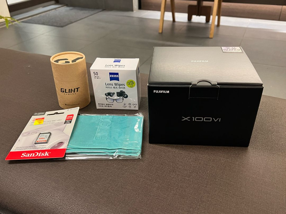 후지필름 X100VI 실버 새상품 미개봉 이미지