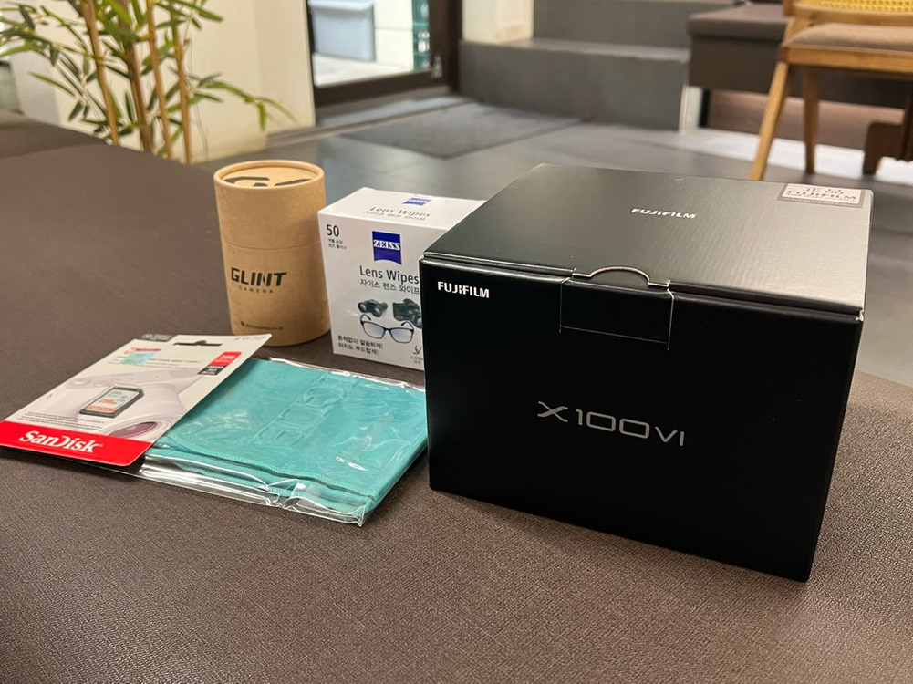 후지필름 X100VI 실버 새상품 미개봉 이미지