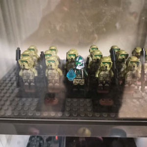 레고 스타워즈 GCC 그리+ 엘리트트루퍼 판매합니다. 이미지