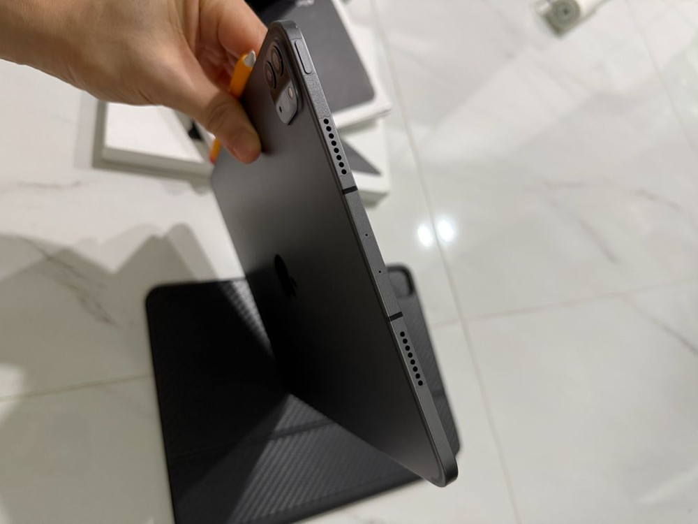 아이패드 프로 11인치 3세대 M1 256GB 셀룰러 스페이스 그레이 + 펜슬/키보드/폴리오--2