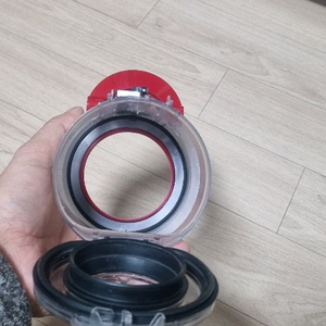 다이슨 청소기 디지털슬림, v12 슬림 먼지통 팝니다 이미지