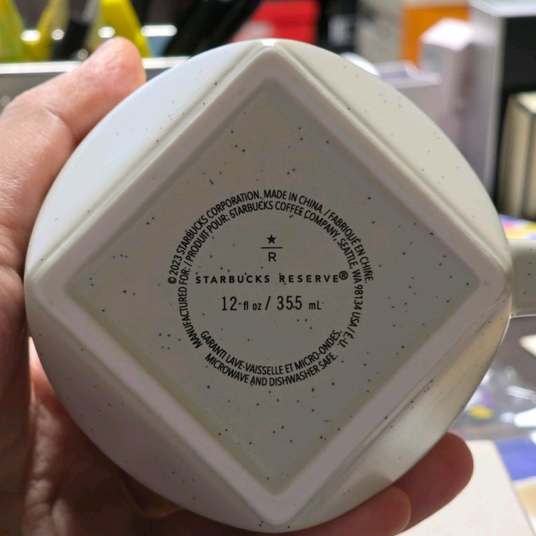 스타벅스 리저브 로스터리 뉴욕 머그컵 (화이트)--3