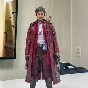 핫토이 가오갤2 스타로드 팝니다.