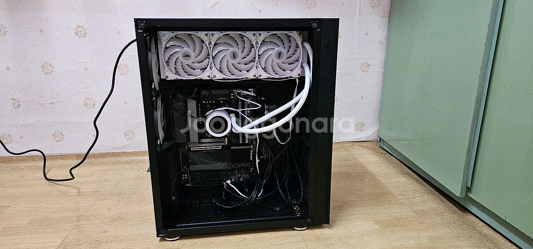 AMD 라이젠7 7800X3D 반본체 판매합니다--5