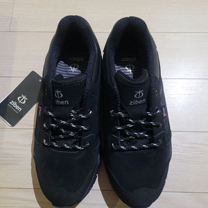 (택포) 새상품 지벤 안전화 zb-81b 사이즈 255