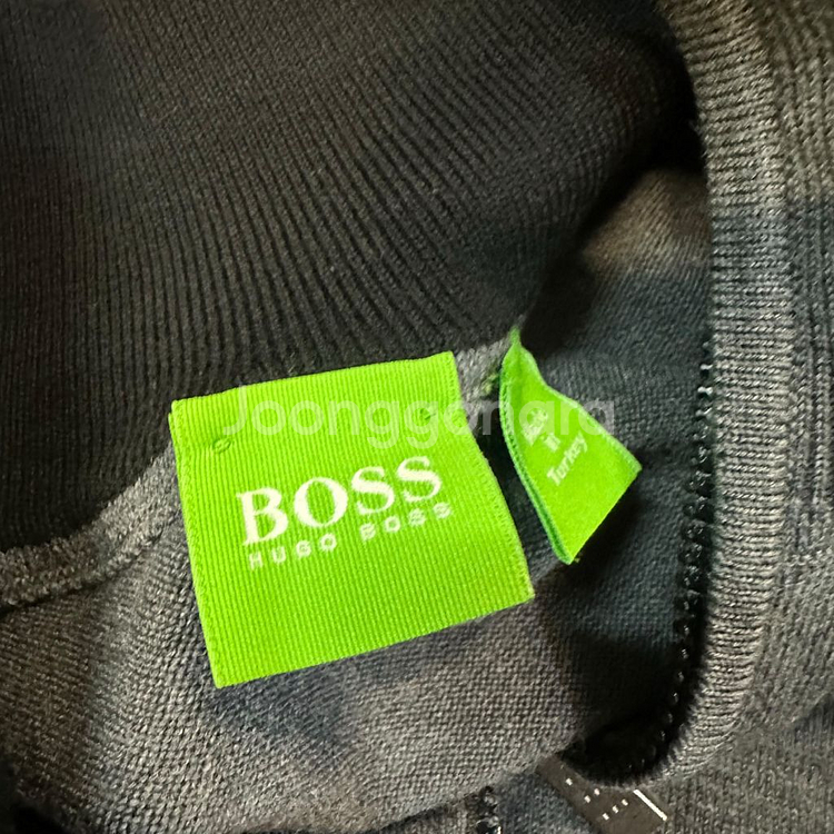 휴고보스 반집업 니트--4