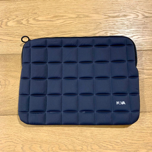 NAVA 퀼팅 14인치 노트북 파우치 (블랙)