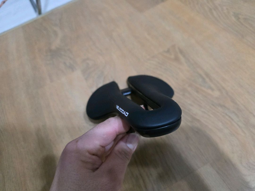 벨로시닷 신형 안장 이미지