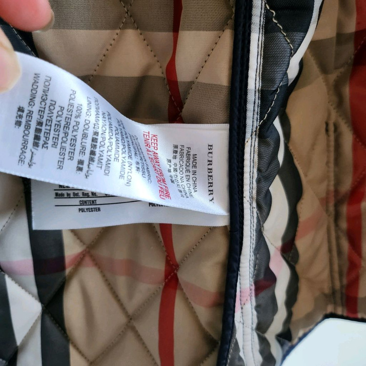 140호 (10y) 버버리칠드런 퀼팅 누빔 자켓 이미지