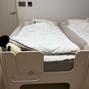 일룸 키즈 케빈 벙커침대 입니다. (벙커하단부는 없음)