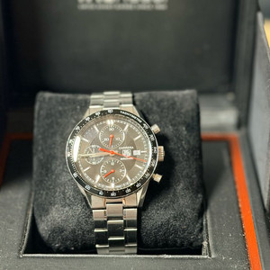 태그호이어 카레라 크로노그래프