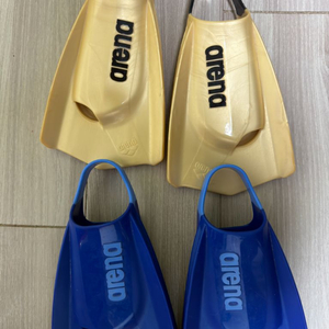 아레나 파워핀 프로2 숏핀 M(40-41)팝니다