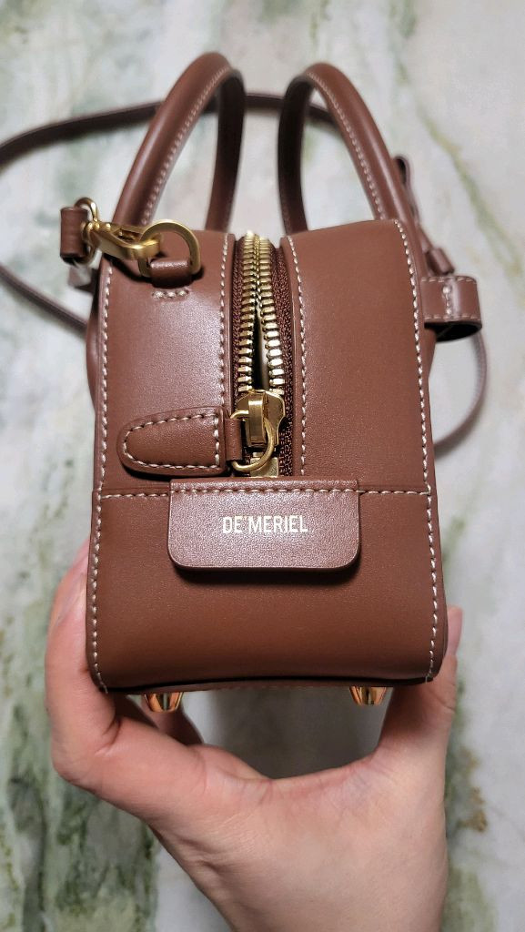 드메리엘 볼링백 초코브라운 이미지