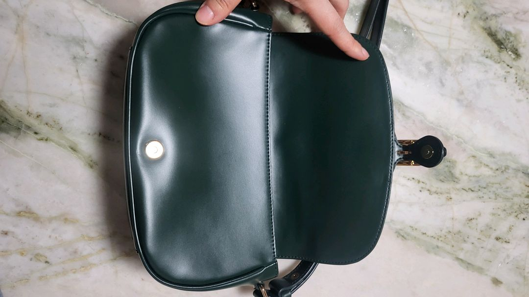 제이에스티나 헤이즐 크로스백 딥그린--5