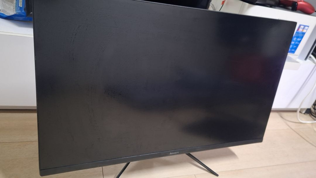 비트엠 뉴싱크 32인치 144hz 4k uhd 이미지