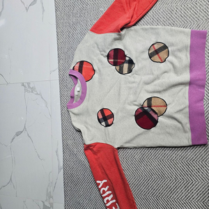 버버리 14y 패치 니트