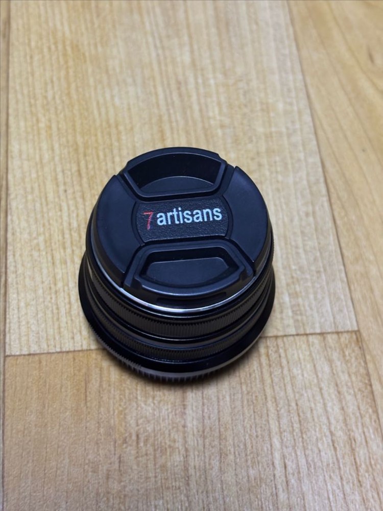 7Artisans 25mm F1.8 후지필름용 수동렌즈 이미지