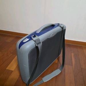 쌤소나이트 출장용 서류가방 하드카바 제품