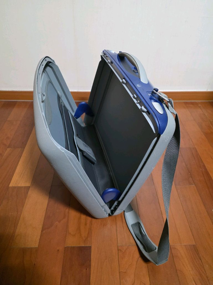 쌤소나이트 출장용 서류가방 하드카바 제품--7