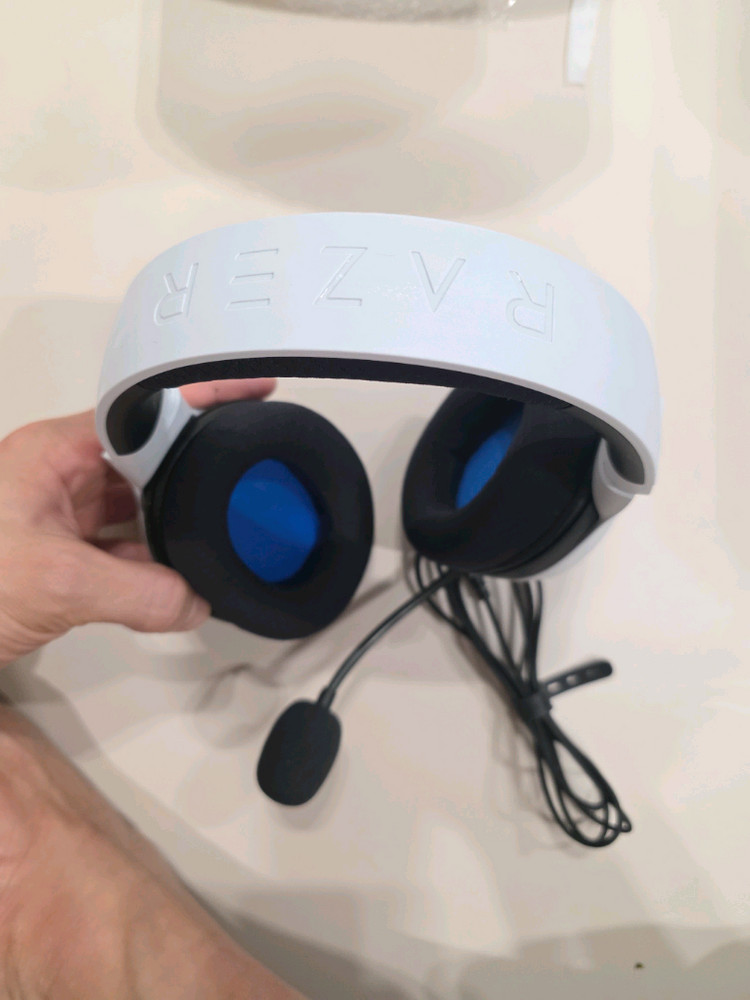 ps5 레이저 카이라X 유선 게이밍 헤드셋 S급--1